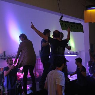fetzn_fliegen_2015-10-17_03h49min20s.basti_1.web.jpg